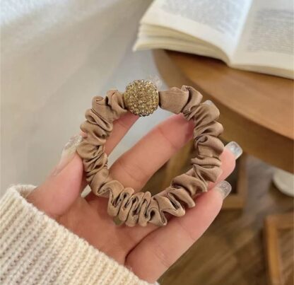 Vintage Scrunchie - Strikker med mønster og strass - Bilde 7