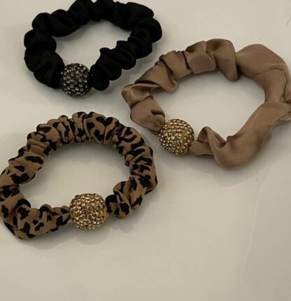 Vintage Scrunchie - Strikker med mønster og strass - Bilde 10