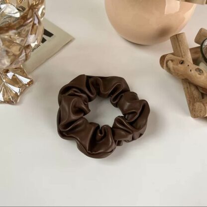 Scrunchie i kunstskinn - Bilde 3