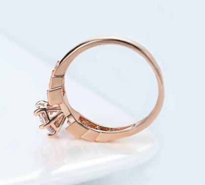 Fairytale - Gullforgylt ring med cubic zirconia - Bilde 4