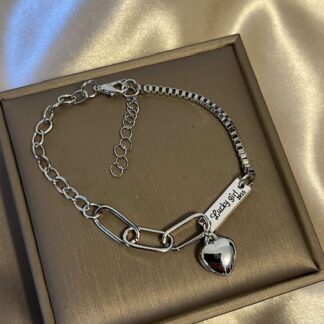 Lucky Girl - Armbånd med charms