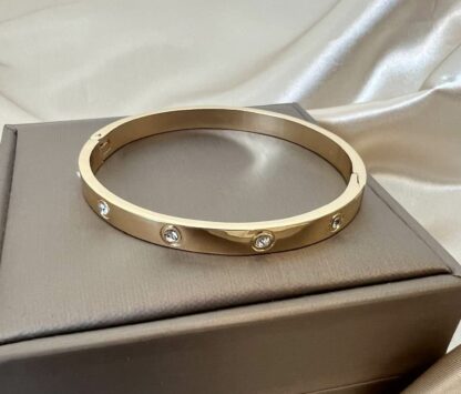 Nevada  - Armbånd med krystaller,  i allergivennlig Titanium - Bilde 2